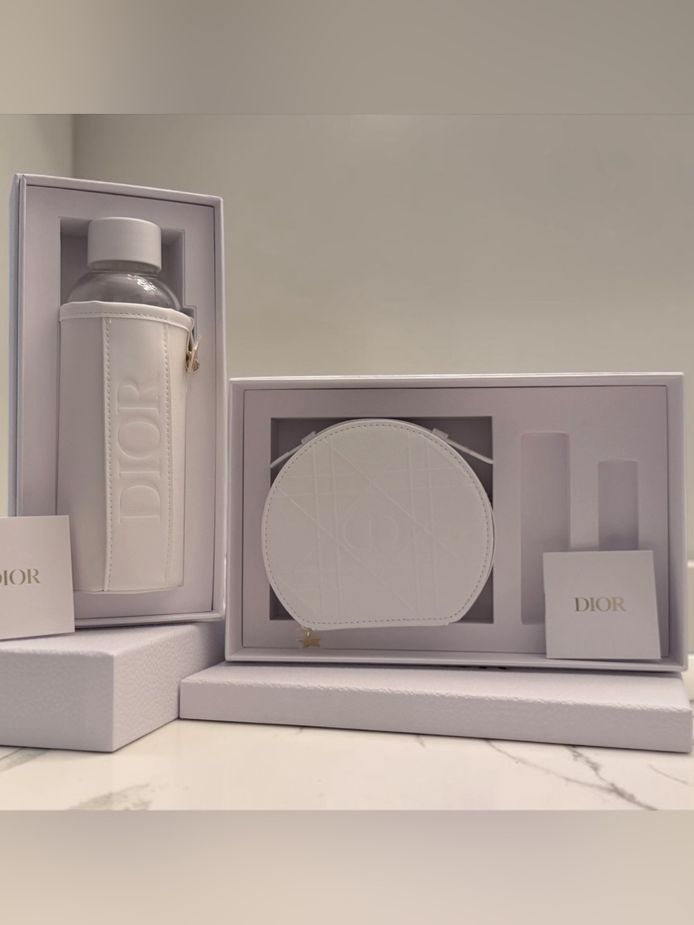AUTHENTIC Dior loyalty member gift bottle in sleeve and cosmetic case